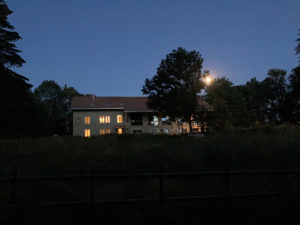 La Ferme Des Aretes Panzió La Chaux De Fonds Kültér fotó